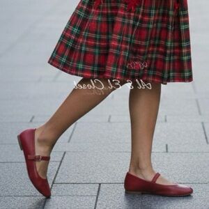 Dolce Vita Reyes Red Crinkle Patent Mary Jane Flats – Size 10.5 – NWB
